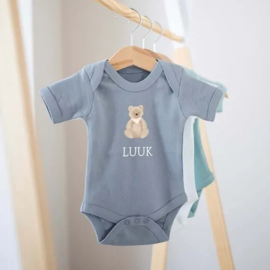 Kraamcadeau Rompertje met logo - 25 stuks